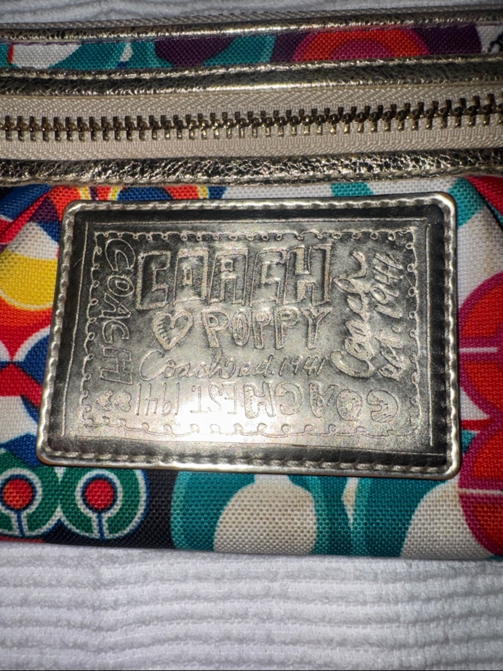 Coach Poppy early 2000’s Pop C Graffiti multicolor wristlet - Picture 11 of 16